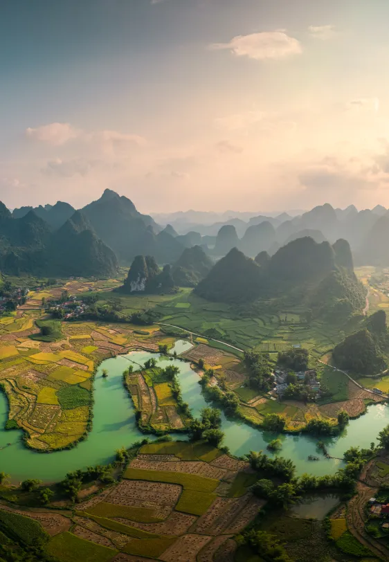 Vietnam Card image
